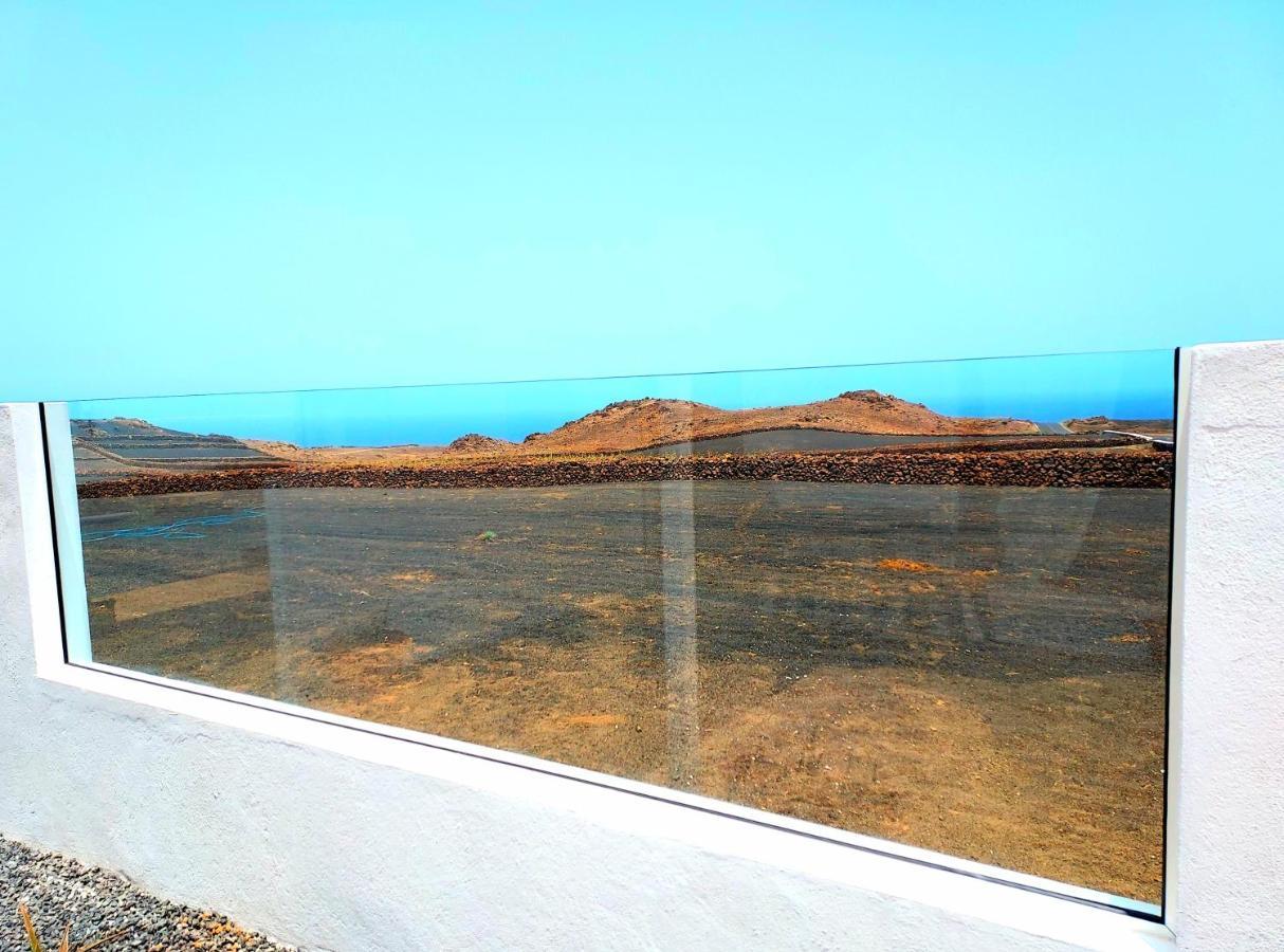 Lanzarote Ocean Loft A Apartment Tinajo Bagian luar foto