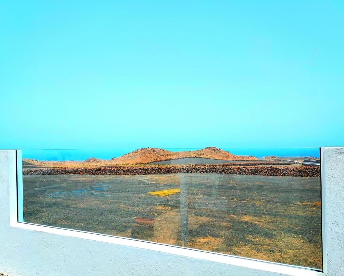 Lanzarote Ocean Loft A Apartment Tinajo Bagian luar foto